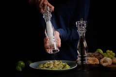 Mlýnek na pepř London Acrylic Precision+ 22 cm