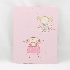 Dětský obrázek s myškou a panenkou na dřevě